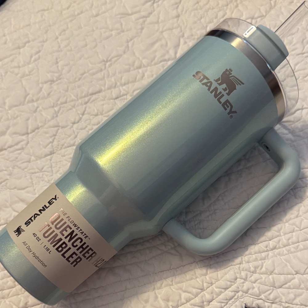 Stanley Blueberry Milk Target Exclusive Blue Iridescent Shimmer 40 oz Tumbler
